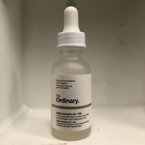 The Ordinary Alpha Arbutin 2% + HA serum